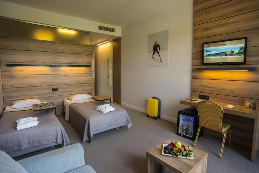 Hotel Bonifacio Spa&Sport Resort Sochocin Extérieur photo