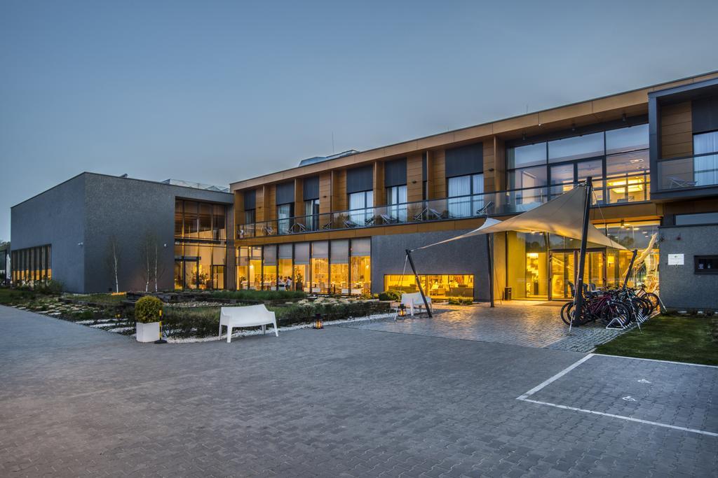 Hotel Bonifacio Spa&Sport Resort Sochocin Extérieur photo